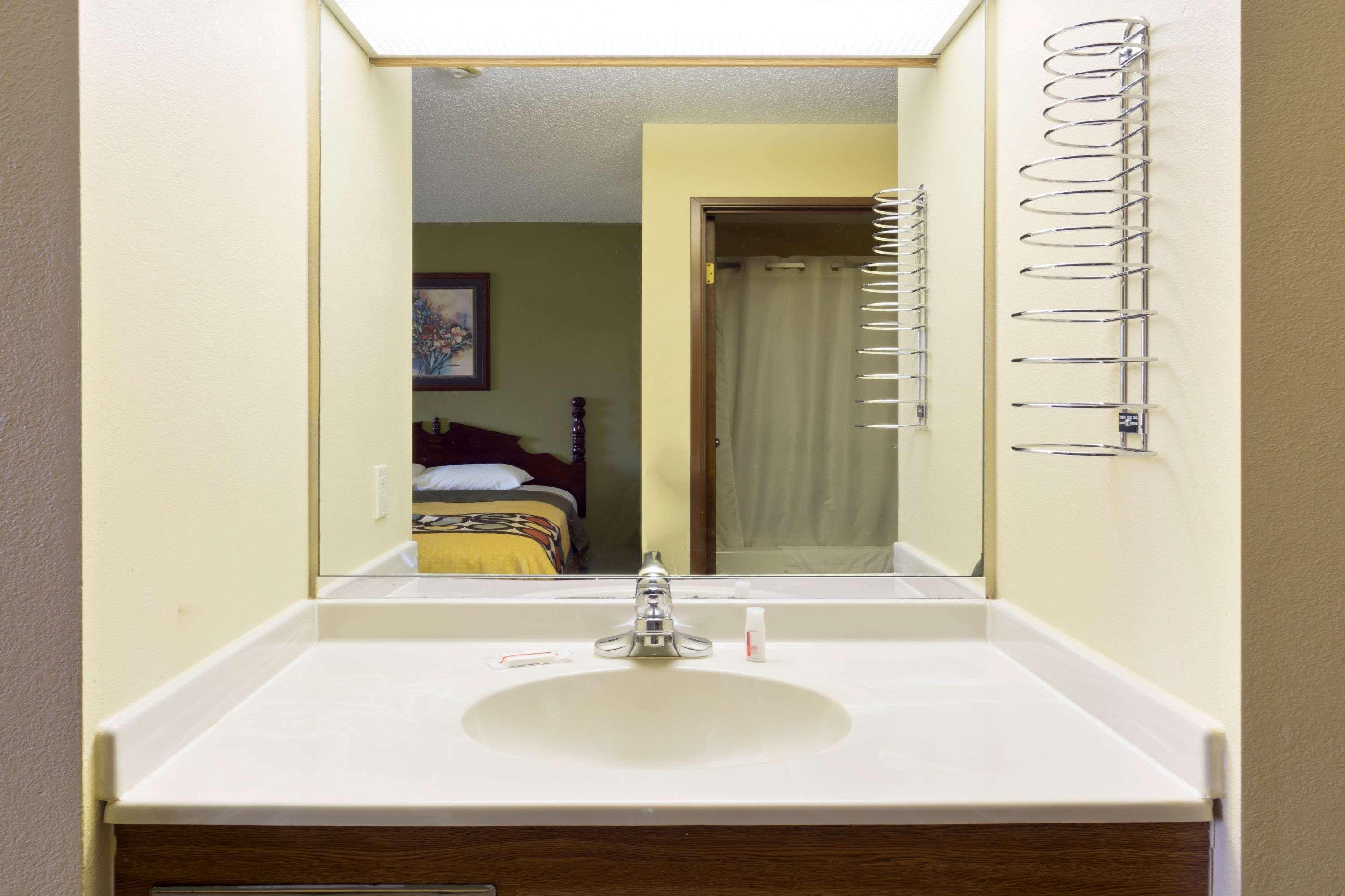 Super 8 By Wyndham Il
