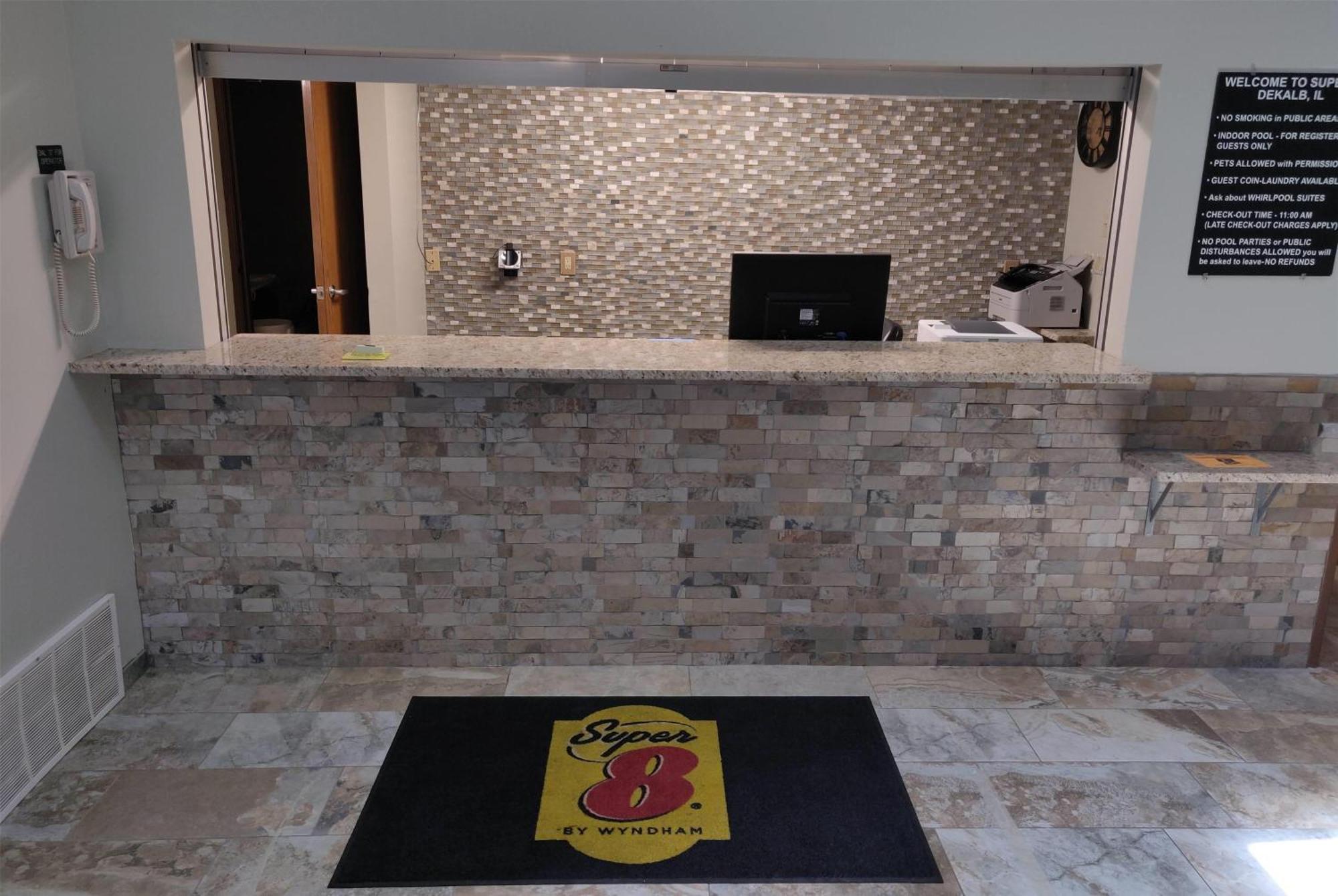 Super 8 By Wyndham Il