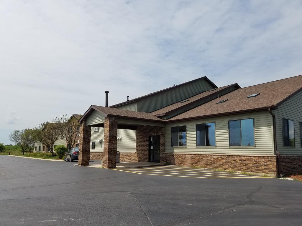 Super 8 By Wyndham Il DeKalb