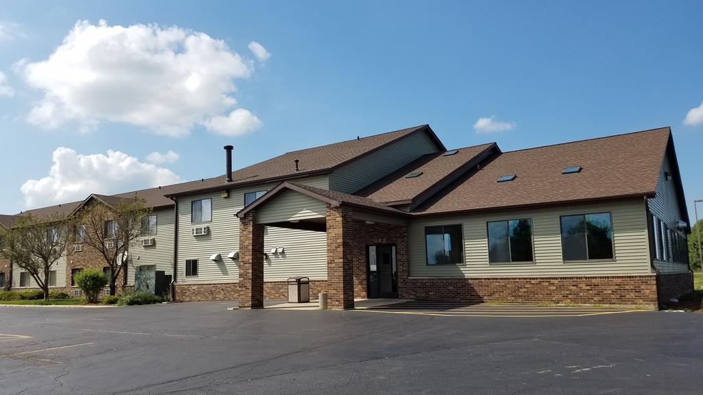 Super 8 By Wyndham Il Hotel