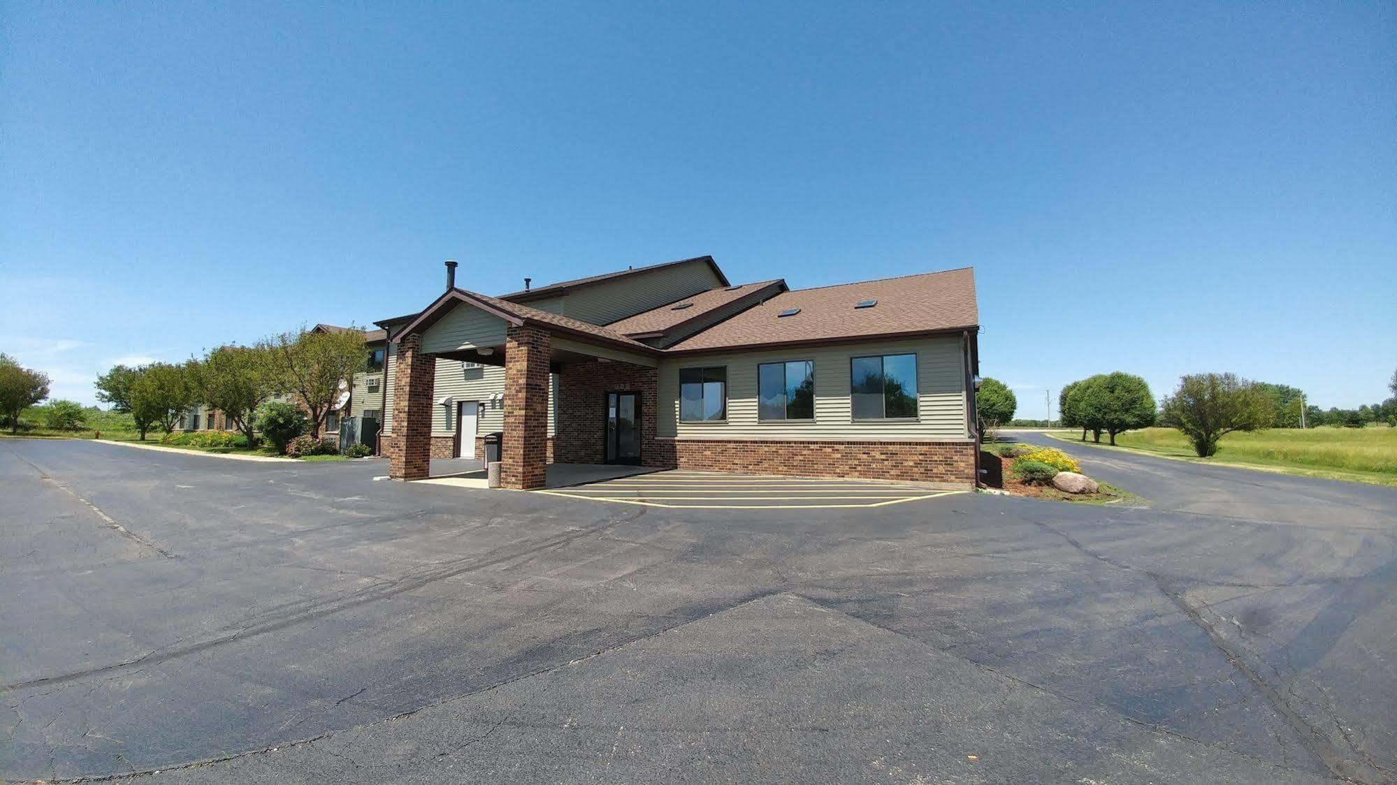 Super 8 By Wyndham Il Hotel