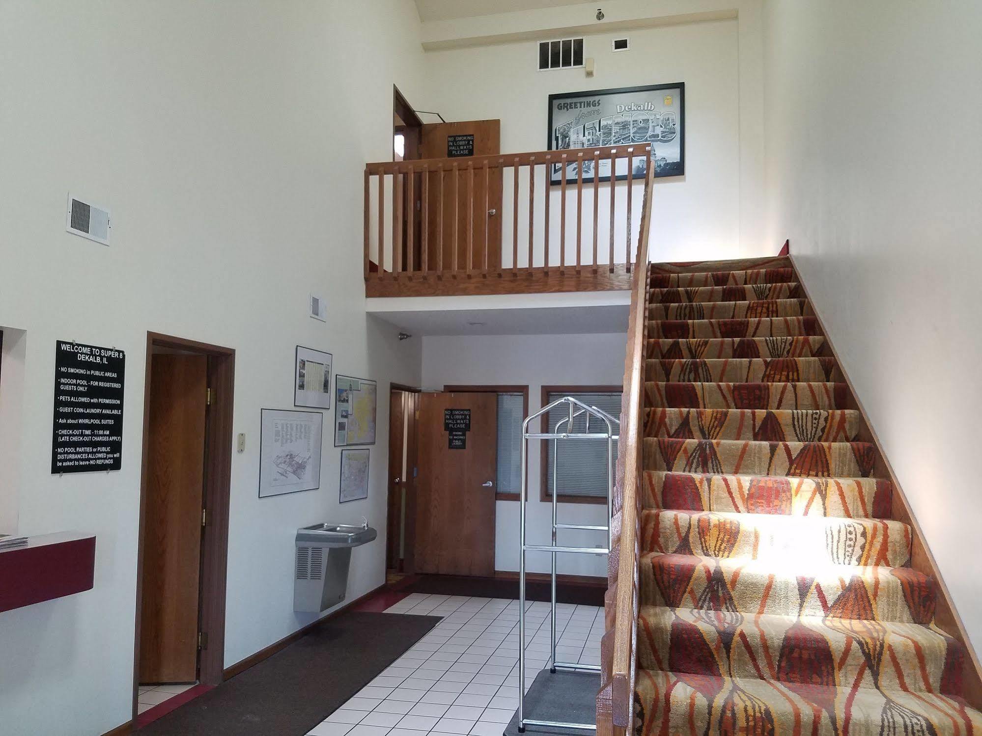 Hotel Super 8 By Wyndham Il 2*